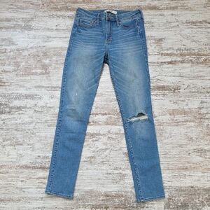 Abercrombie And Fitch Jeans Size 4 Short Blue Denim Skinny